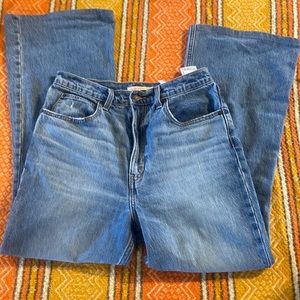 Levi’s premium big E flares